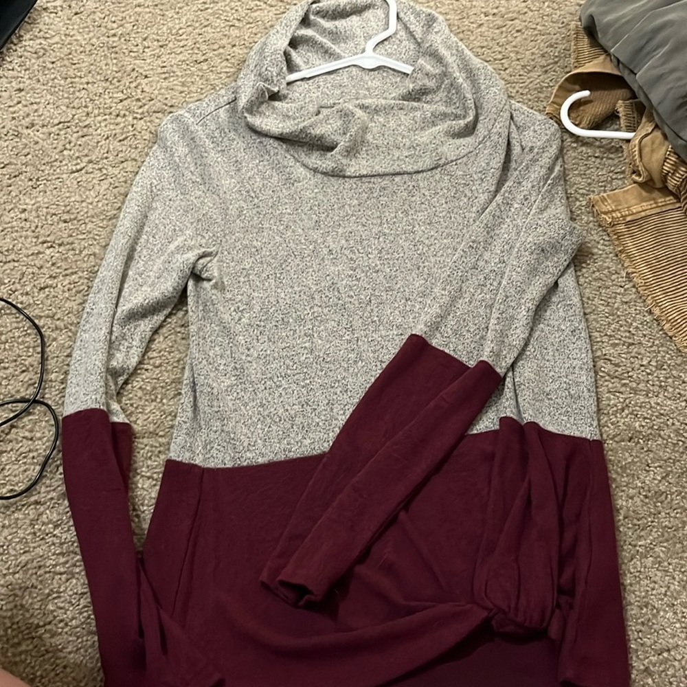 Womens Maurice’s long sleeve
